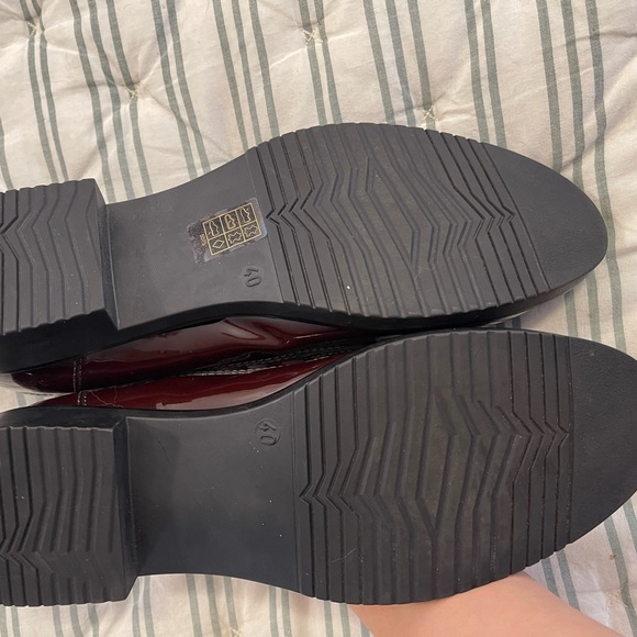 Andre Shiny leather Burgundy Loafers - Picture 5 of 6